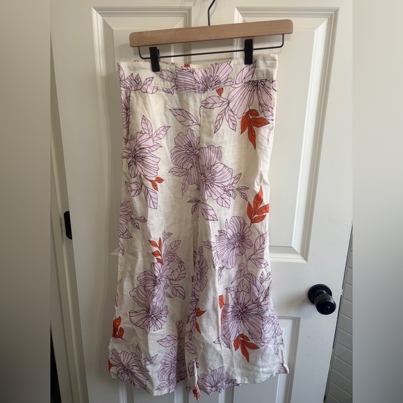RACHEL Rachel Roy Pants - RACHEL Rachel Roy 100% Linen Wide leg crop with Purple and Orange Floral size S
